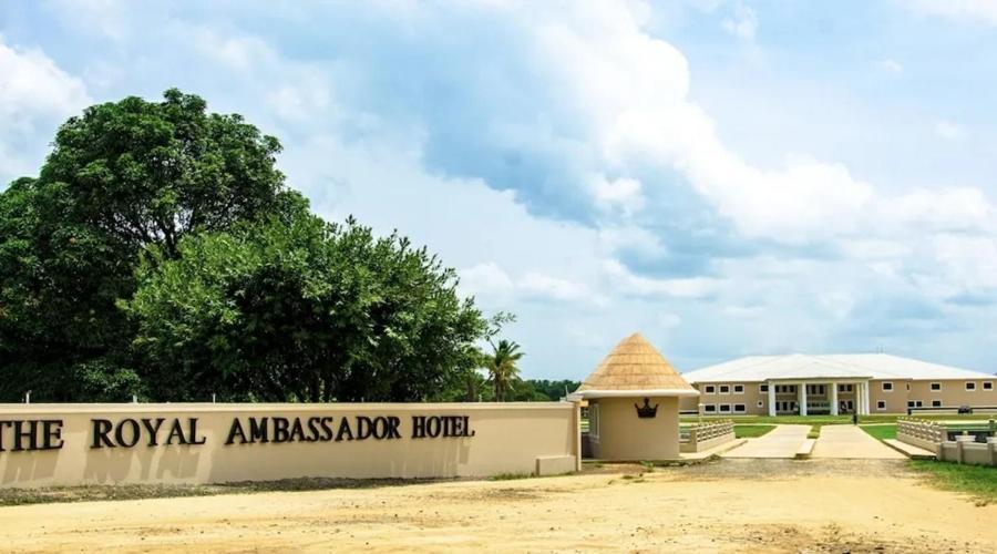 Royal Ambassador Hotel Harbel Exterior foto